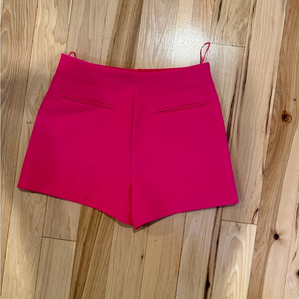 ZARA - hot pink skort. Size small! - Picture 4 of 6